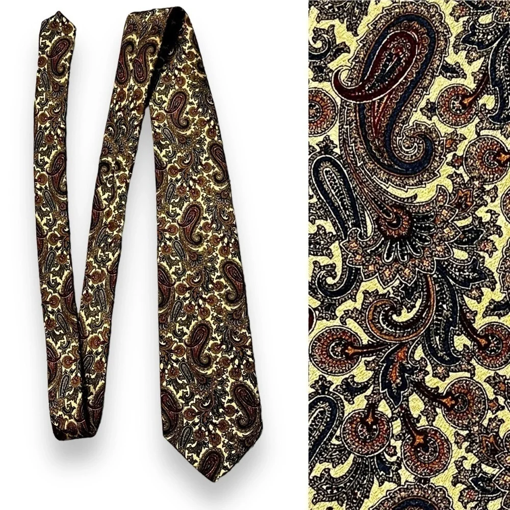 Robert Talbott Best  of Class 100% Silk Neck Tie Yellow Paisley Print Designer